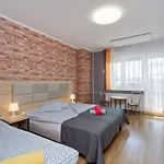 Viki 3*